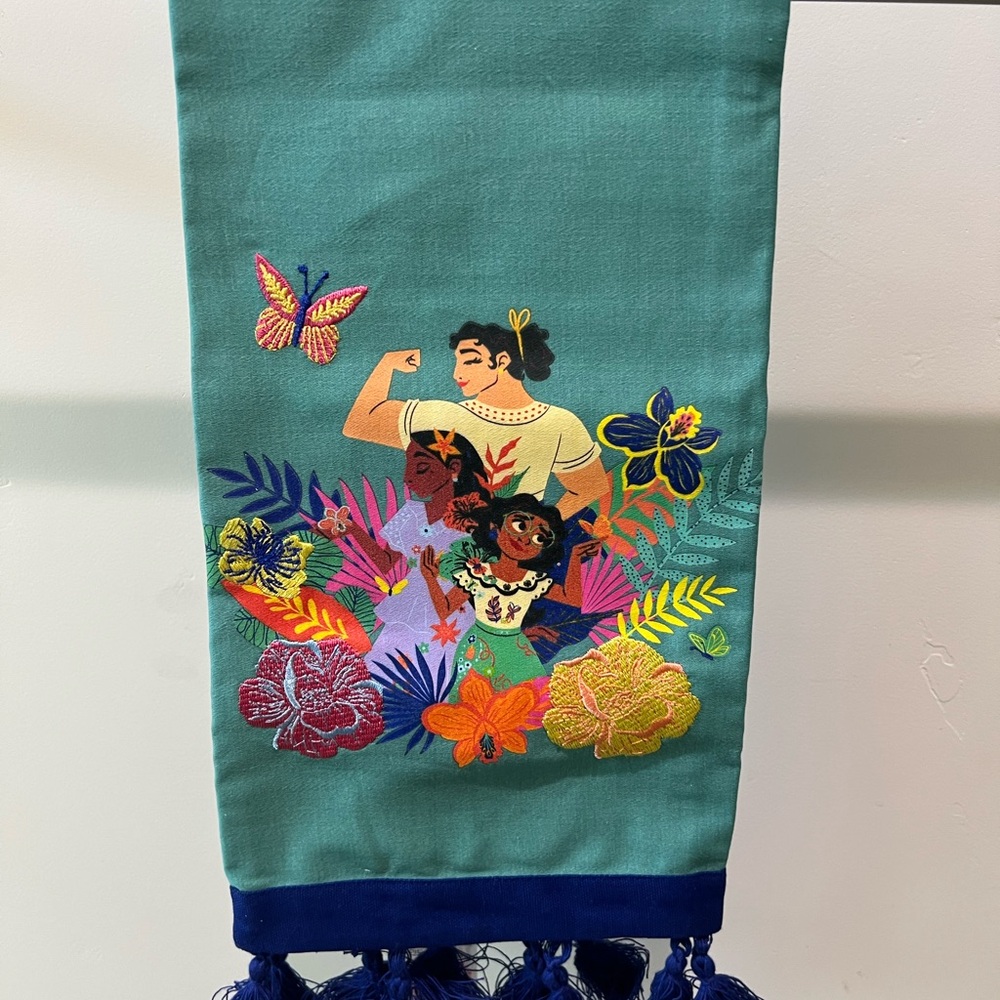 NWT Encanto Kitchen/Tea Towel